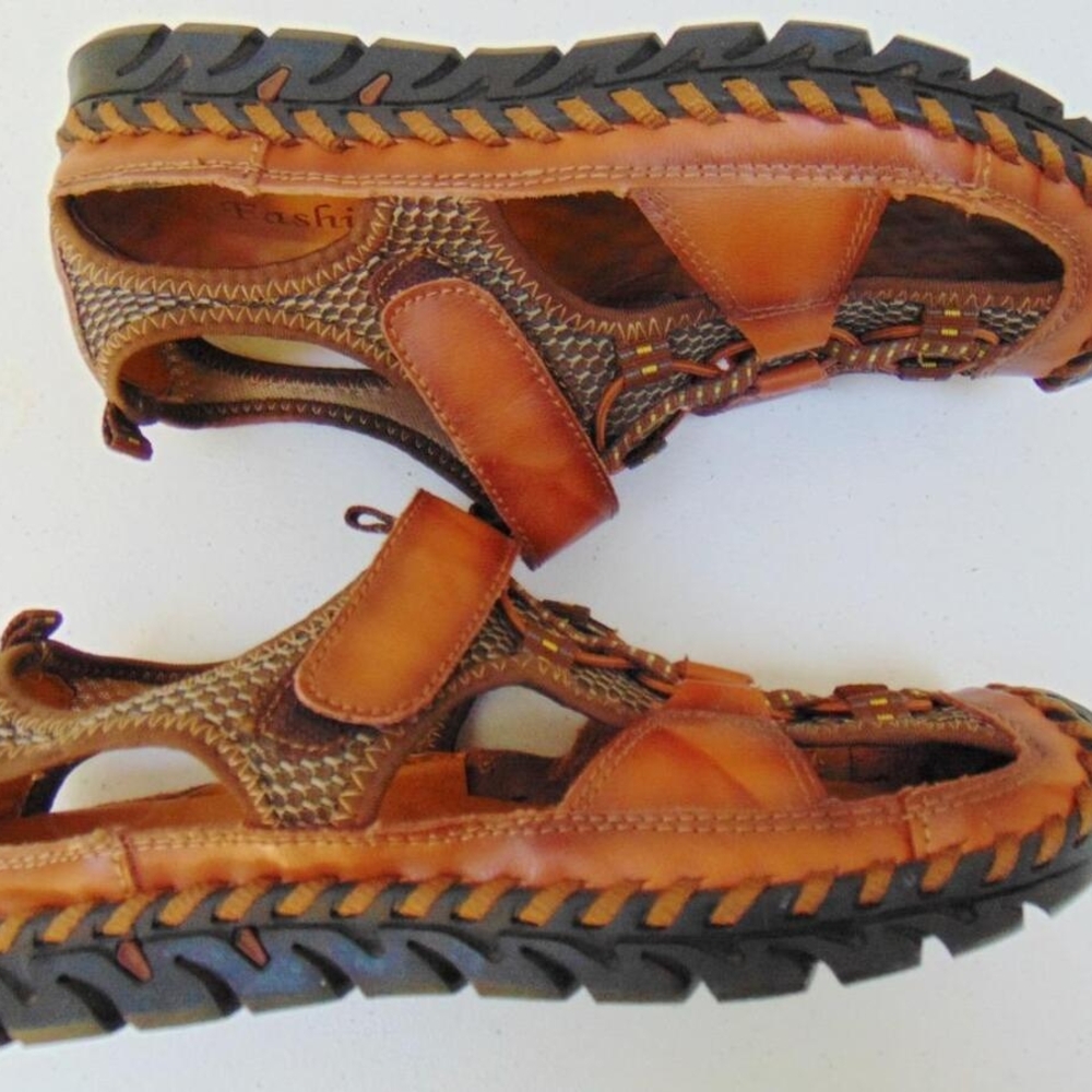 Men's Brown Leather Sandals - Picture 3 of 3